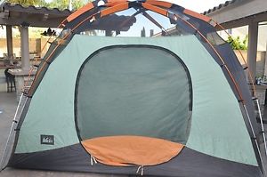 REI Hobitat 6, Footprint included, good condition