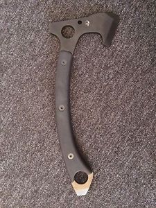 Spyderco SzaboHawk (Tomahawk, Axt)