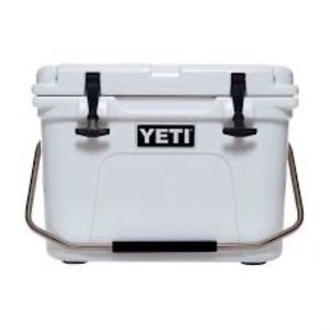 NEW - YETI Roadie 20 qt. Cooler Free YR20W - Shipping