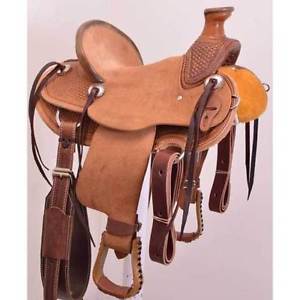 Hot seat equestrian western leather saddle on 17'' with tack set