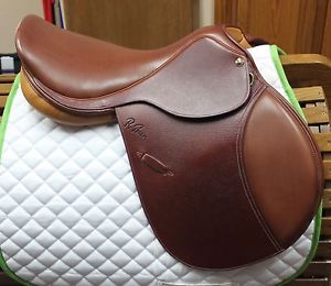 NEW Pessoa Gen-X Traditional Close Contact Saddle - 17.5" Wide