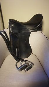 17.5" Black Passier Hannover Equestrian Saddle and Accessories