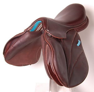 18" VOLTAIRE BLUE WING SADDLE (SO24744) EXCELLENT CONDITION!! - DWC