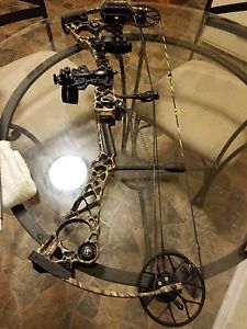 Mathews HTR No-cam 27" 50-60lbs