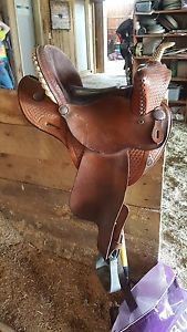 Gerald Buthune A1 pro qualifier barrel saddle 14 inch seat