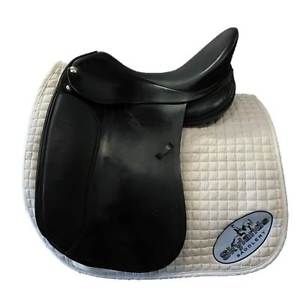 Used Sommer Opus I Dressage Saddle - Size 17'' - Black