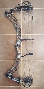 2016 PEARSON RECON - Camo- 70# 28" Right Hand