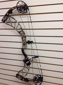 2017 OBSESSION DEF CON M6Z 29" DRAW, 60-70 Lb, RH, Kryptek Highlander