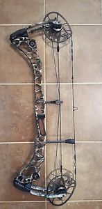 2017 Mathews Halon 32 -6" Brace Height, Camo 70#, 29" Right Hand