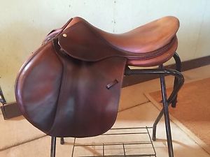 Devoucoux Biarritz 18" seat wide tree - Lovely buttery saddle