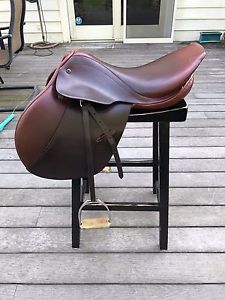 Stubben Edelweiss 18" Saddle