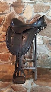Freeform Treeless Endurance Trail Saddle, SB Short Back, Cutback,  EnduroX Seat