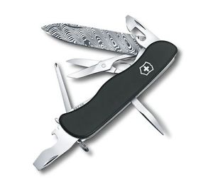 VICTORINOX OUTRIDER DAMAST DAMAS EDITION LIMITEE 2017 COUTEAU SUISSE 0.8501.J17