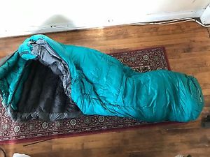 Western Mountaineering 800 fill GoreTex Mountaineering sleeping bag