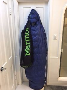 Marmot Helium 850 fill Blue Goose Down Adult Sleeping Bag Left