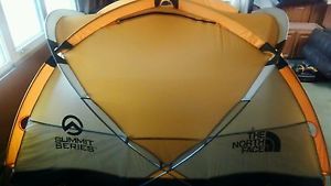 THE NORTH FACE MOUNTAIN 25 SUMMIT 2-PERSON TENT + FOOT PRINT / PERFECT CONDITION