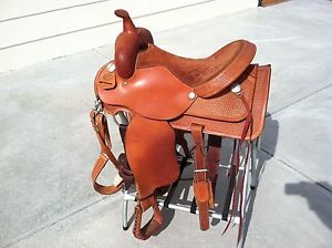 Courts Saddle Excellent Condition Very Lightly Used