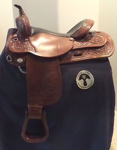 CIRCLE Y 16" PARK AND TRAIL WESTERN SADDLE 0473
