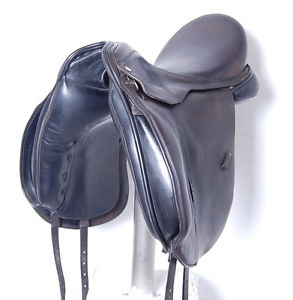 18" TRILOGY SADDLE (SO24682) GOOD CONDITION!! - XVD