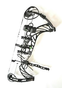 NIB 2017 Hoyt Pro Defiant Turbo Compound Bow 60lb Black Out