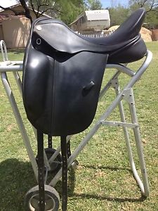 Trilogy Amadeo 18" Dressage Saddle