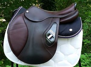 2015 CWD 2Gs SE25 4C 17.5" *Excellent Condition*Extra Long/Forward Flaps*