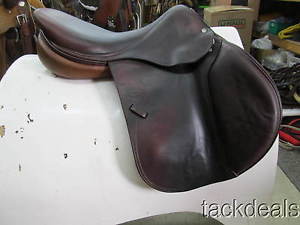 Devoucoux Socoa Jumping Saddle 17 1/2" 2A Flap M Used Great Condition