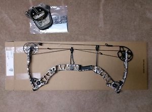 Mathews Z3 Compound Bow 70# 28" RH Lost XD.