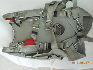 MT1-XX  Special Forces freefall parachute rig: main, reserve, harness/container