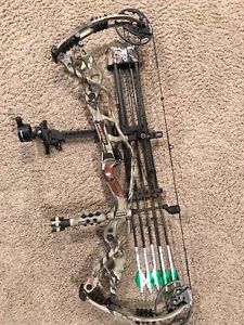 2017 Hoyt Carbon Defiant 34