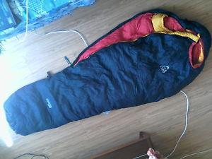 Camp Sleeping Bag, -22 Celsius comfort temperature
