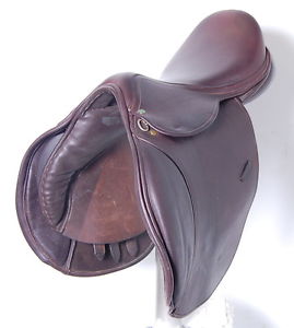 17" COUNTY INNOVATION SADDLE (SO16534), VERY GOOD CONDITION!! - DWC
