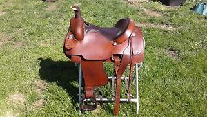 used Continental Saddlery roping saddle -16" seat
