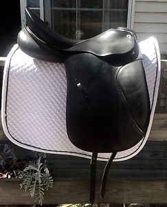 Passier optimum Dressage Saddle 17" MW