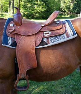 16" ALAMO PLEASURE SADDLE - GREAT CONDITION