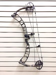Prime Rize Compound Bow  with QAD Arrow Rest (R/H -27"  70lbs Max)