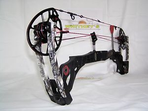 Mathews Halon 6 - Right Hand 70# - 30.5" Draw  - Used Bow