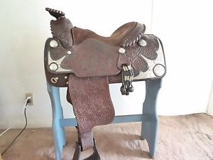 Custom saddle by Ed Bolin saddlemaker.  Free Shipping