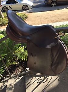 Schleese Eagle Jumping Saddle