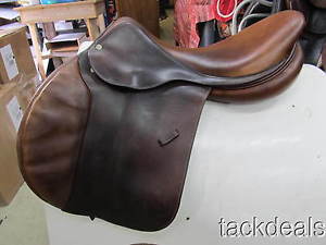 Devoucoux Biarrittz French Jumping Saddle 18 1/2" 3R Flap MW Tree Lightly Used