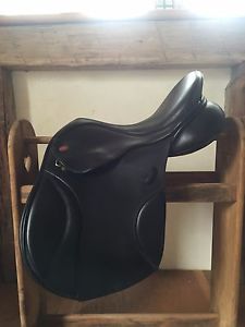 Kent & Masters High Wither General Purpose Saddle
