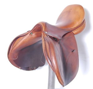 18" DEVOUCOUX OREKA SADDLE (S11FE0001) FULL CALF. GOOD CONDITION!! - XVD