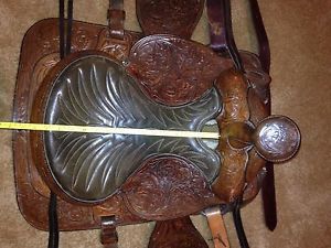 Nicely Carved Hereford Brand Western Saddle, Breast Collar, Bridle and Blanket