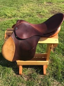 Stubben Siegfried  Extra /All Purpose English Saddle Rare 19" seat  31.5 cm