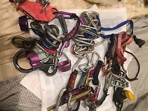 Mountain Climbing Gear Cams Harnesses Ropes & More Professional Hiking Gear