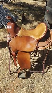 JJ Maxwell saddle Hope style. 16 in seat wide draft tree. Double rigging