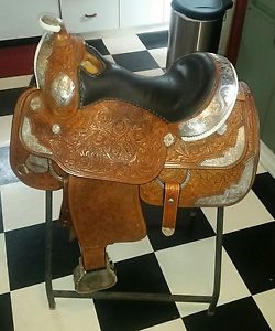 15" Silver Mesa Show Saddle