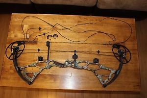 Bowtech BTX 31 Right Handed 27-31" 60-70 LB Bow