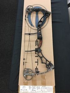 ELITE ENERGY 32 Black riser realtree xtra limbs 70# 28.5" RH