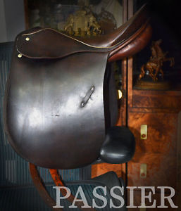 G. Passier & Sohn Hannover Dressage Saddle 16.5 Wide Tree GUC
